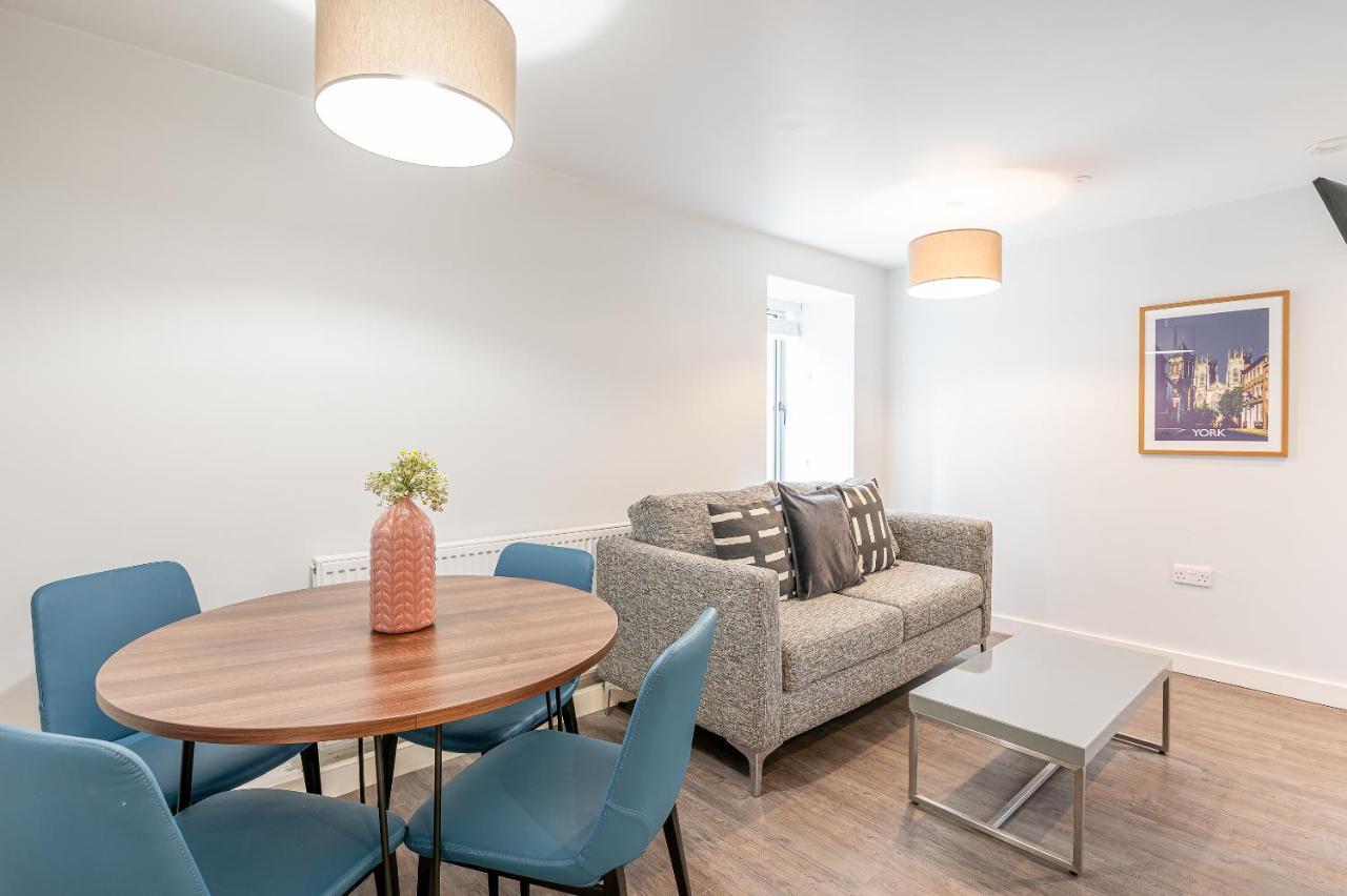 The Falcon Tap Apartment ยอร์ค ภายนอก รูปภาพ